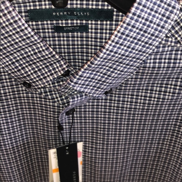 Perry Ellis Button Down Stretch - Picture 2 of 3